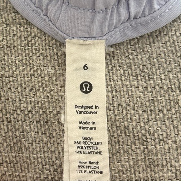 (SOLD) Lululemon Hotty Hot Skort Skirt In Pastel Blue Size 6 - Picture 5 of 6